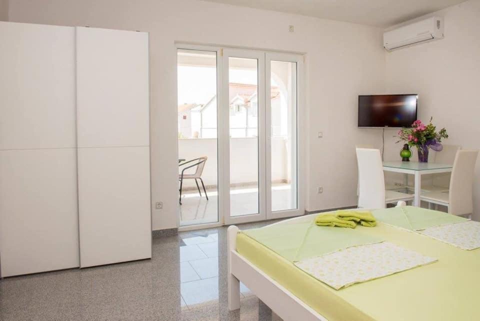 Apartment Vodice - Lovric Dış mekan fotoğraf